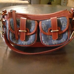 Dooney&Bourke womens handbag